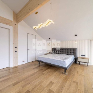 Объявление Дом, 300м2, 2 эт, 7 сот.