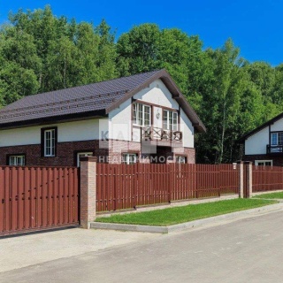 Объявление Дом, 250м2, 2 эт, 8 сот.