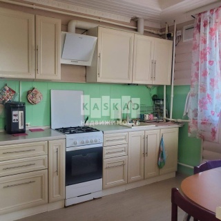 Объявление Дом, 200м2, 2 эт, 18 сот.