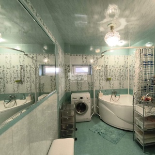 Объявление Дом, 235м2, 3 эт, 6 сот.