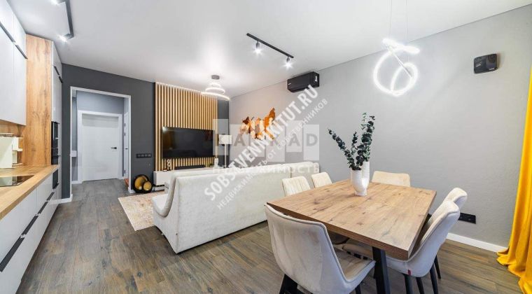 Объявление Дом, 160м2, 3 эт, 3 сот.