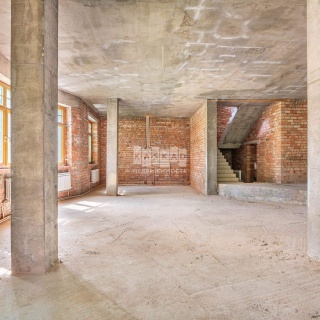 Объявление Дом, 600м2, 2 эт, 20 сот.