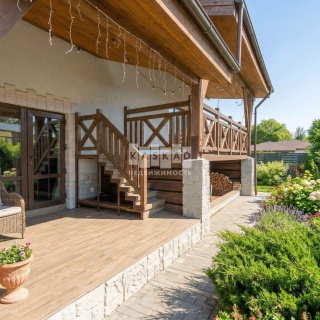 Объявление Дом, 330м2, 2 эт, 10 сот.