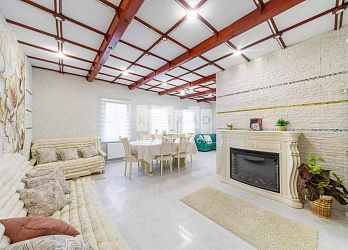 Объявление Дом, 200&nbsp;м&sup2;, 3 эт., 10 сот.