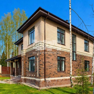 Объявление Дом, 250м2, 2 эт, 10 сот.