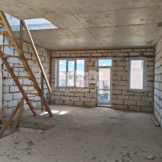 Объявление Дом, 180м2, 3 эт, 1 сот.