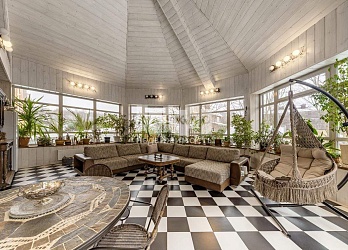 Объявление Дом, 380&nbsp;м&sup2;, 4 эт., 8 сот.