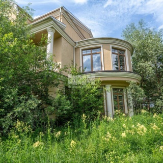 Объявление Дом, 600м2, 2 эт, 20 сот.